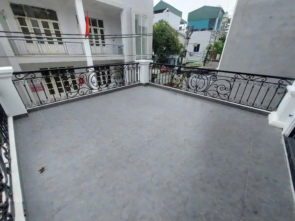 Nhà 6 tầng ô tô tránh - ngõ thông - kinh doanh - thang máy - full nội thất - tương lai cực sáng