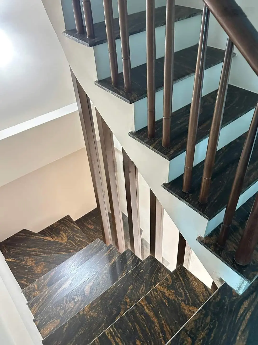 Cực hiếm, bán nhà Hàm Nghi - Nguyễn Đổng Chi, 45m2, 5 tầng, lô góc, 2 mặt đường ô tô, giá hơn 12 tỷ