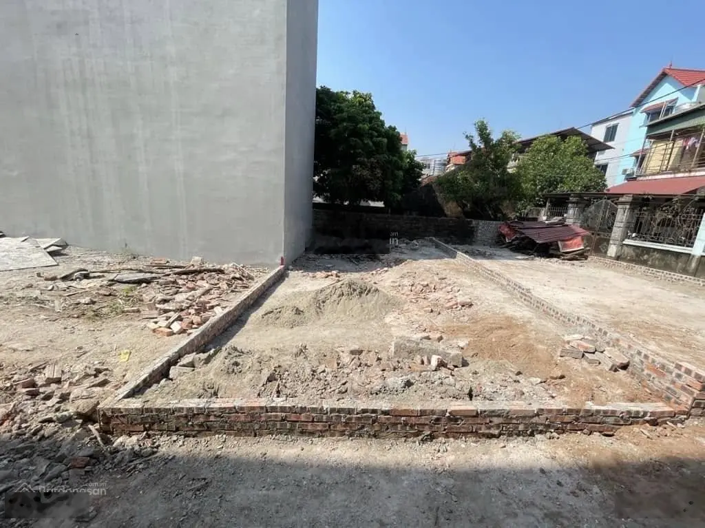 Bán đất phân lô đẹp Ỷ Lan Gia Lâm 45 m2 nhỉnh 2 tỷ