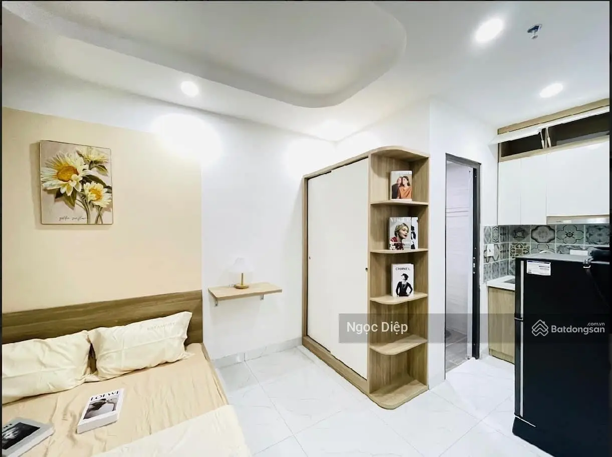 Bán tòa căn hộ DV phố Hoa Bằng. DT khủng 70m2 6.5m MT giá 16.5tỷ0945 453 *** phù hợp cho các đầu tư