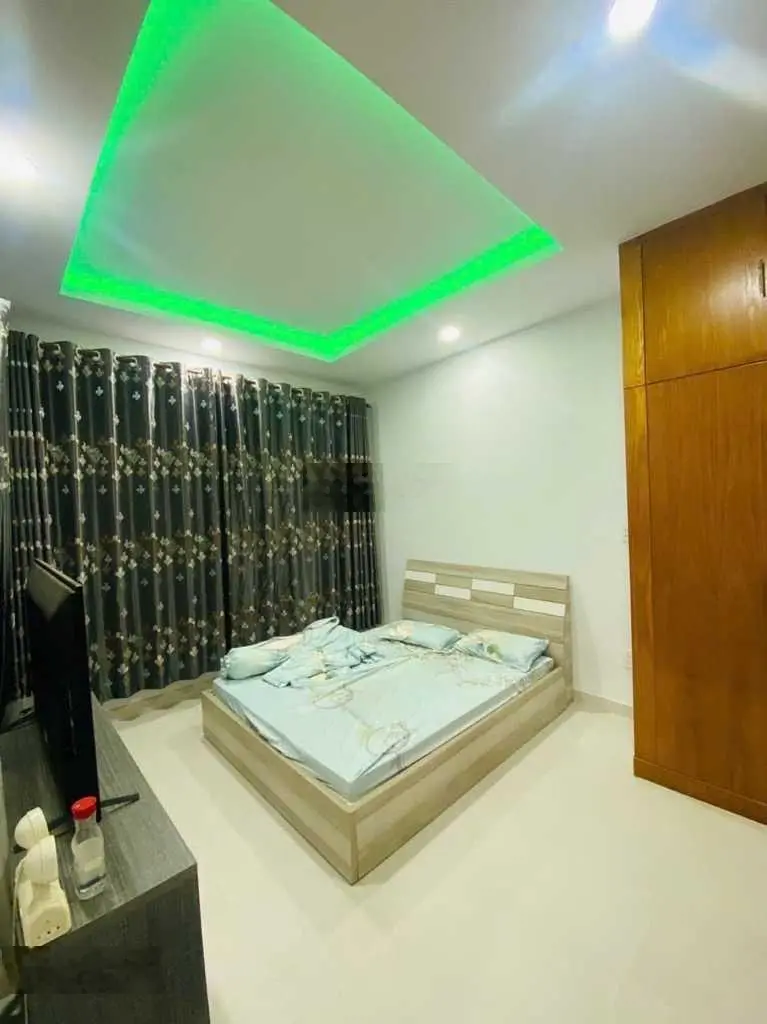 Ngang lớn 8m, HXH Thích Quảng Đức, 4 tầng, nhà mới, vào ở ngay, CHỈ 11,5 TỶ