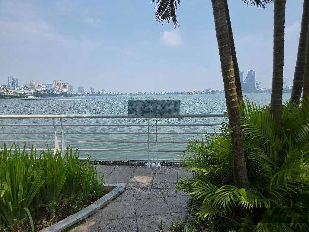 Bán nhà 5 tầng trích sài, view hồ tây ô tô vào nhà - ở & kinh doanh đỉnh, 43,2m2, giá 17,2 tỷ