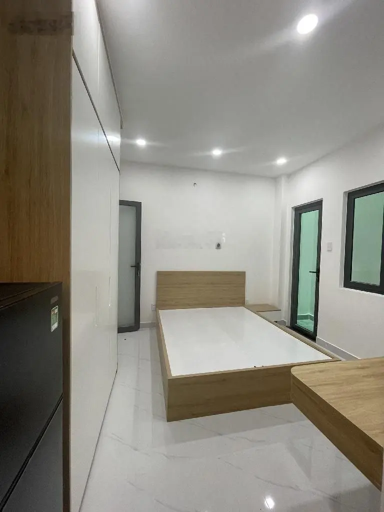 VIP CănHộDịchVụ 5 tầng mới đẹp 7phòng, dòng tiền 25 triệu/th (4.8x17m) Hoàng Diệu 2, Thủ Đức 8,7 tỷ