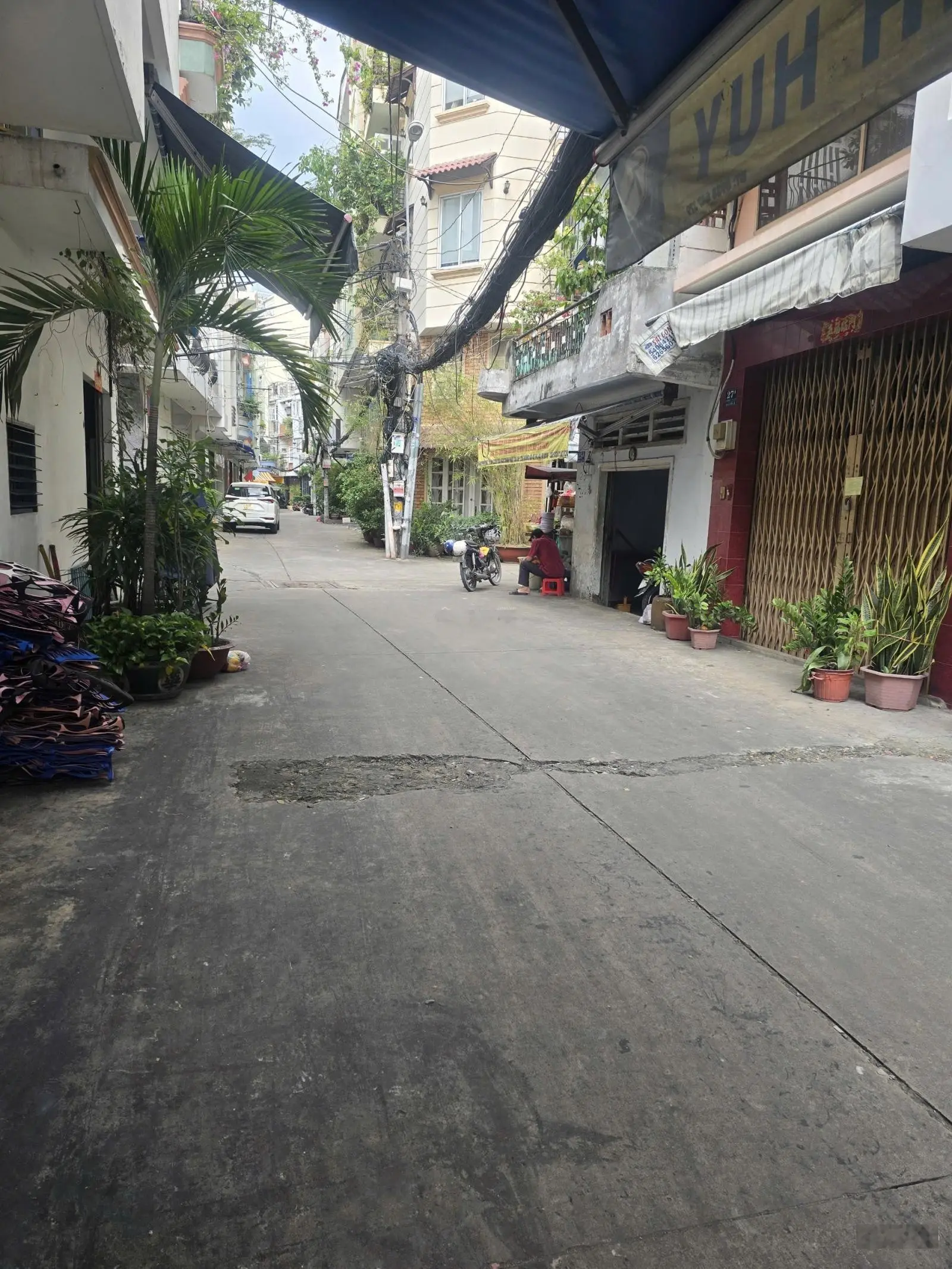 Bán nhà ngay MT đường Vĩnh Hội, Q4, DT 52m2 SHR ngay hồ bơi Bến Vân Đồn căn này đẹp nhất khu vực