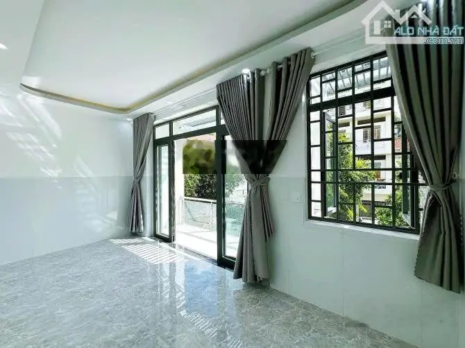 Kinh doanh cần vốn bán gấp căn nhà đường Bờ Xe Lam xã Tân Kiên Bình Chánh, SHR, Giá 2tỷ550
