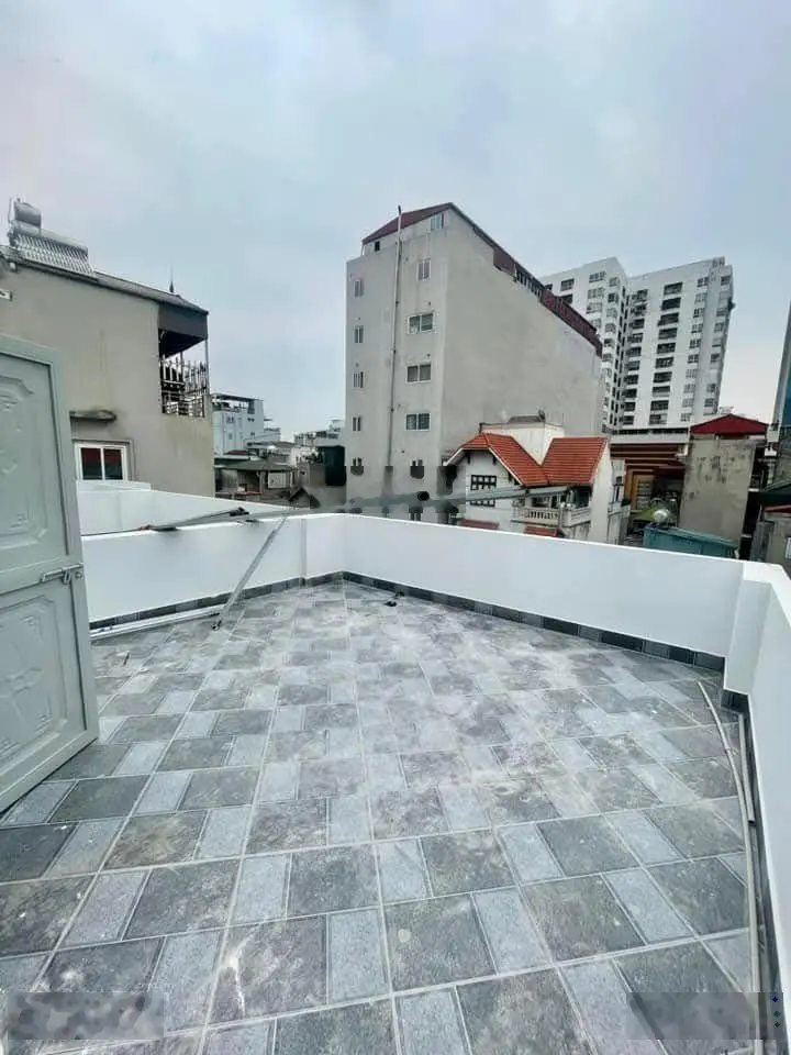 Bán nhà phố bạch mai. diện tích:30m, 5 tầng, mặt tiền: 4,9m. giá: 5,1 tỷ. lh: 0916990560