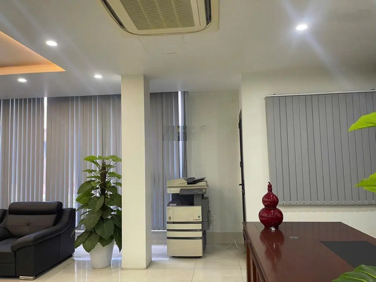 Toà VP 9T có hầm phố Nguyễn Xiển, KD văn phòng cty, spa + phòng khám..., 105m2 MT 9m giá 42.99tỷ