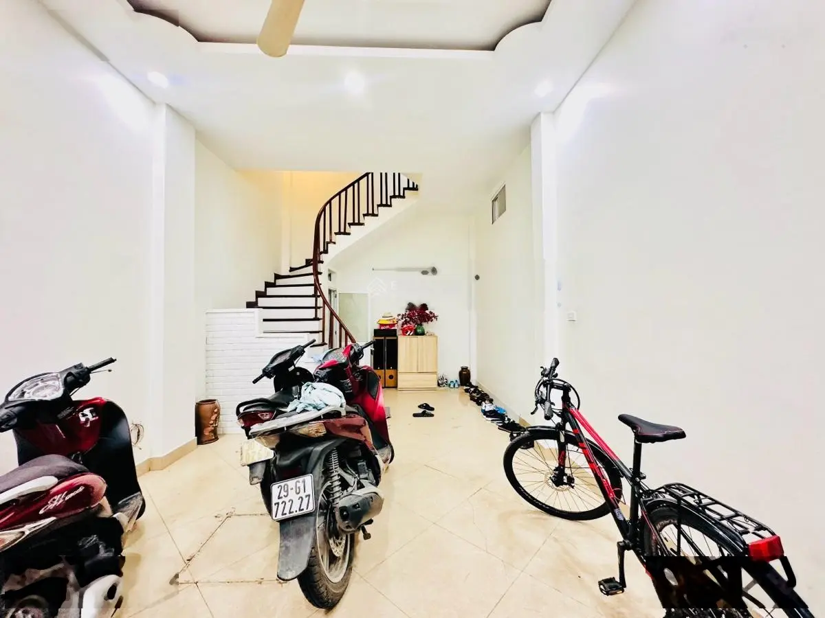 Thanh Xuân, Khương Đình nhà 5 tầng x 30m2 ô tô tránh vào tận nhà, 5 tỷ 65