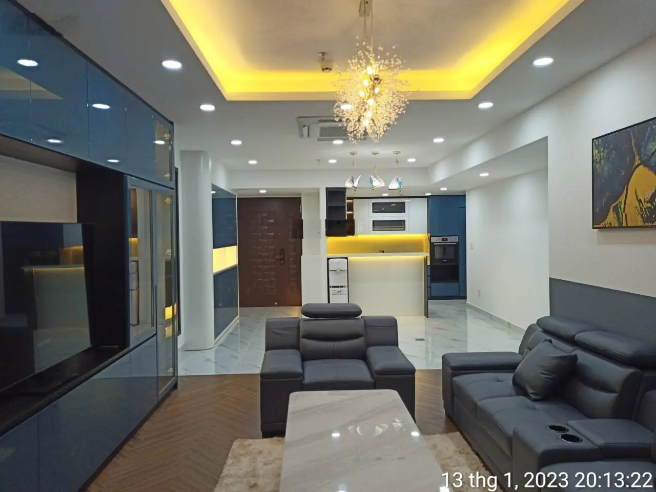 Cần bán căn hộ chung cư Cosmo City, 99 Nguyễn Thị Thập, Tân Phú, Quận 7,