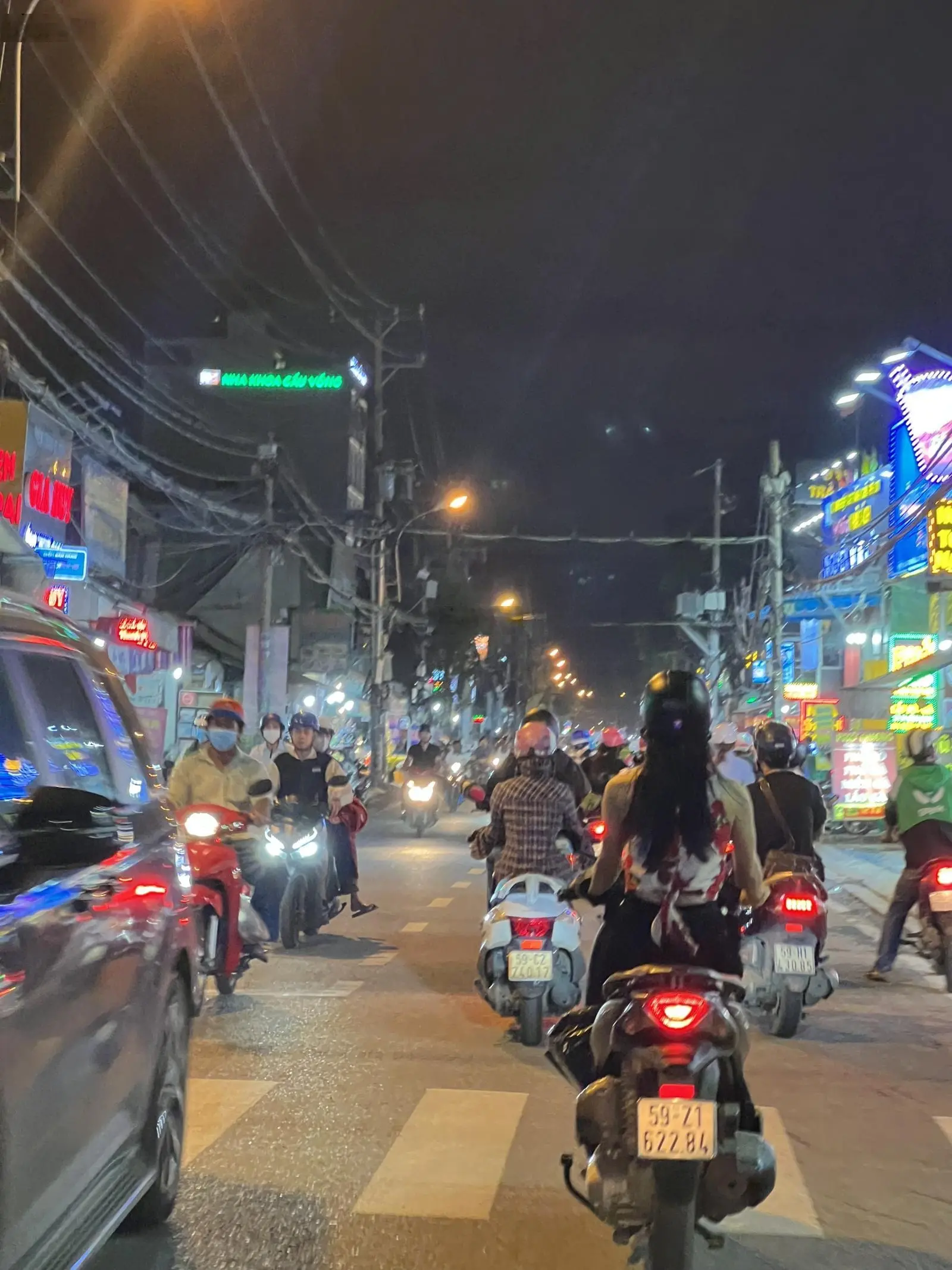 Bán Nhà Mặt Tiền Đường Lê Văn Lương, kinh doanh buôn bán, 180m2 ngang 6m x 30m sổ công nhận 166m.