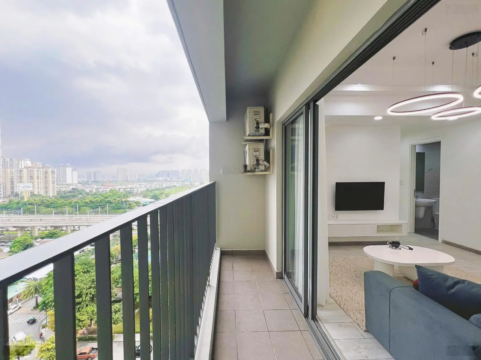 Sang nhượng căn hộ nội thất thiết kế mới, nhà rộng Masteri Thảo Điền