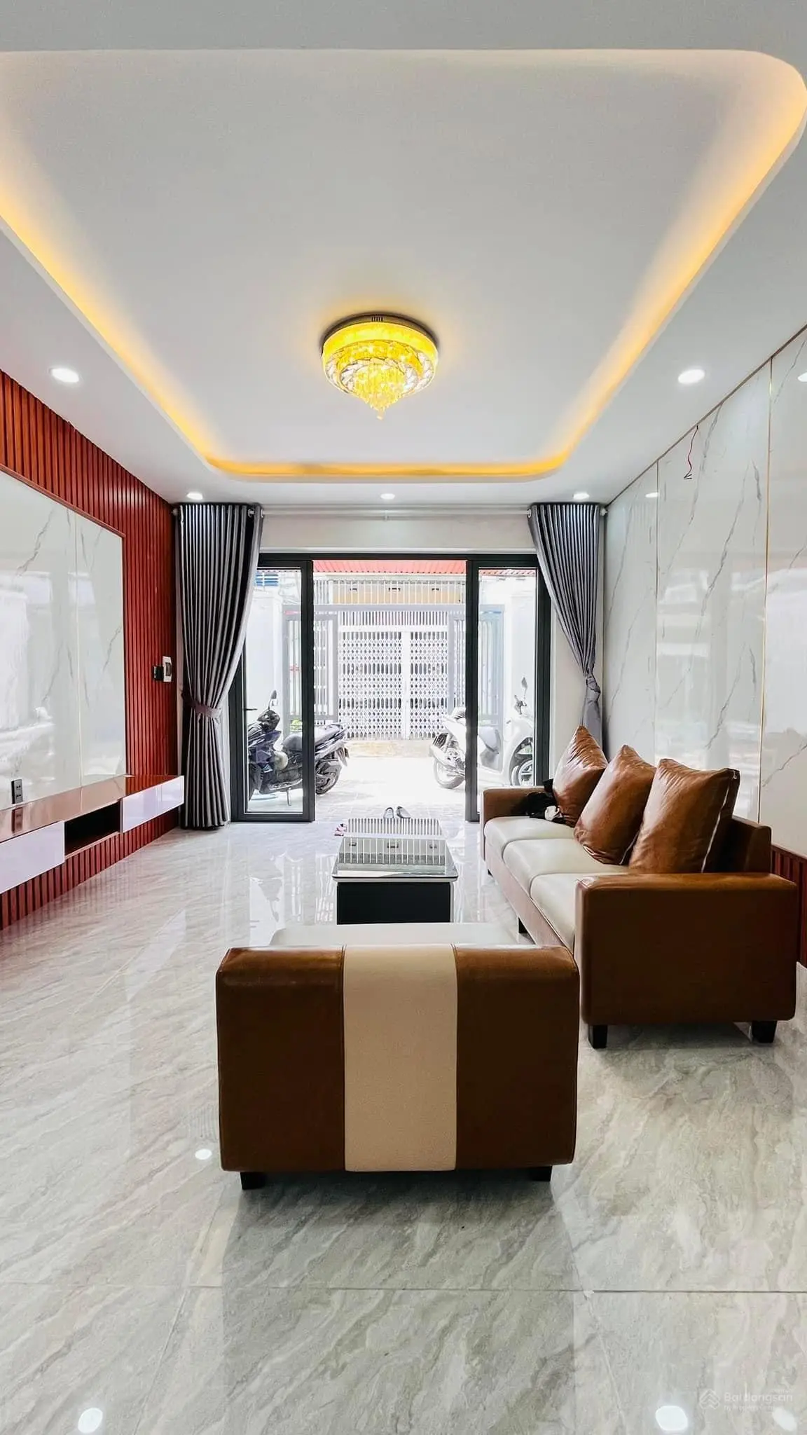 Nhà Mới ngay Picity đường nhựa thông xe hơi rộng 6m
