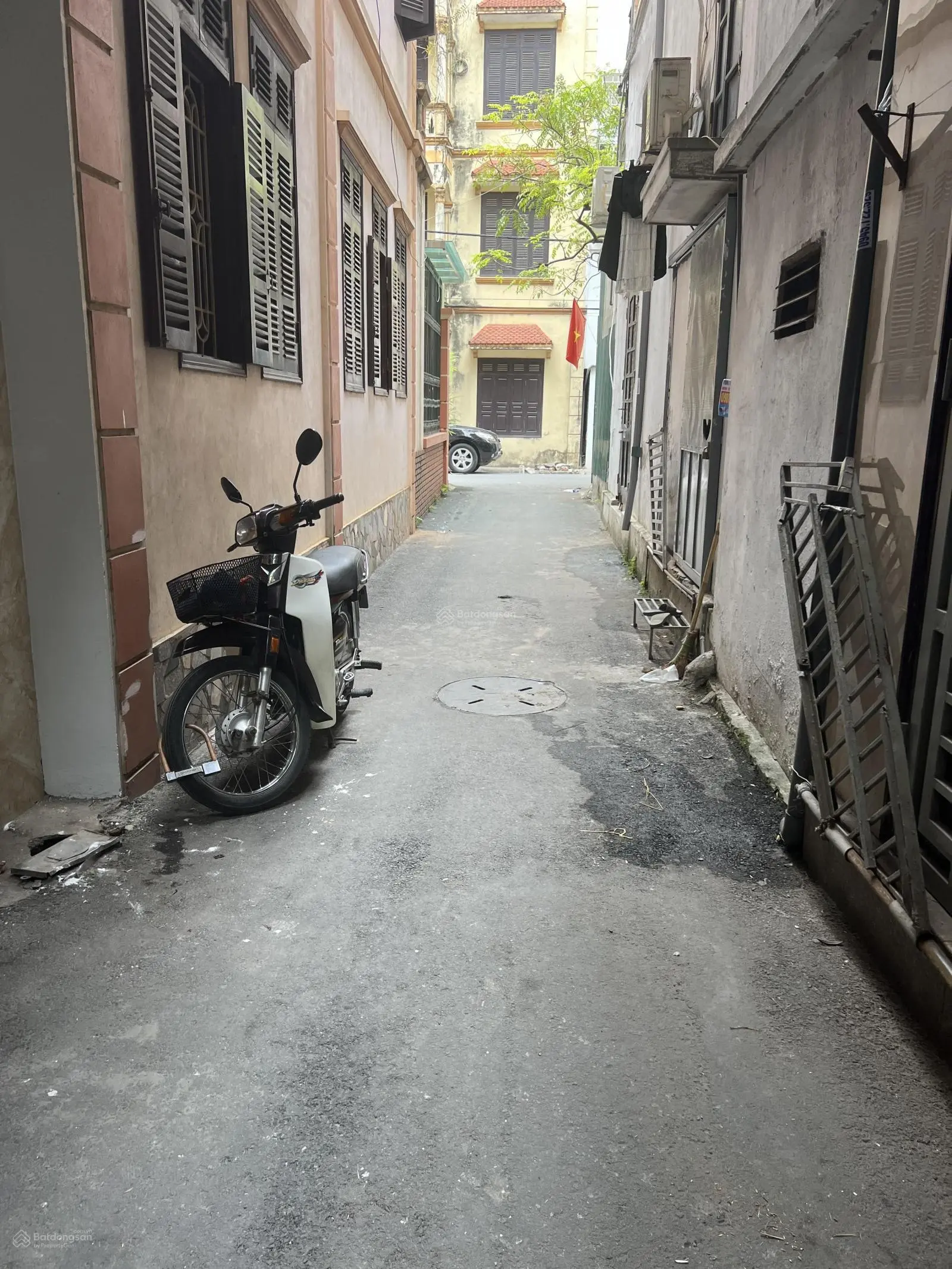 Nhà Đa Sỹ - 5 tầng xây mới - ngõ bàn cờ - ô tô qua - sổ đỏ cất két - không lỗi phong thuỷ