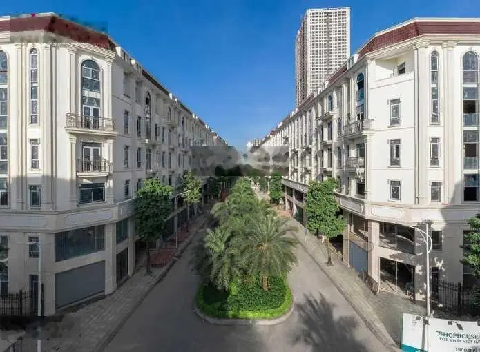 Chính chủ cần bán Him Lam Vạn Phúc Khu B giá nhỉnh 27 tỷ vị trí đẹp. LH: 0963 689 ***