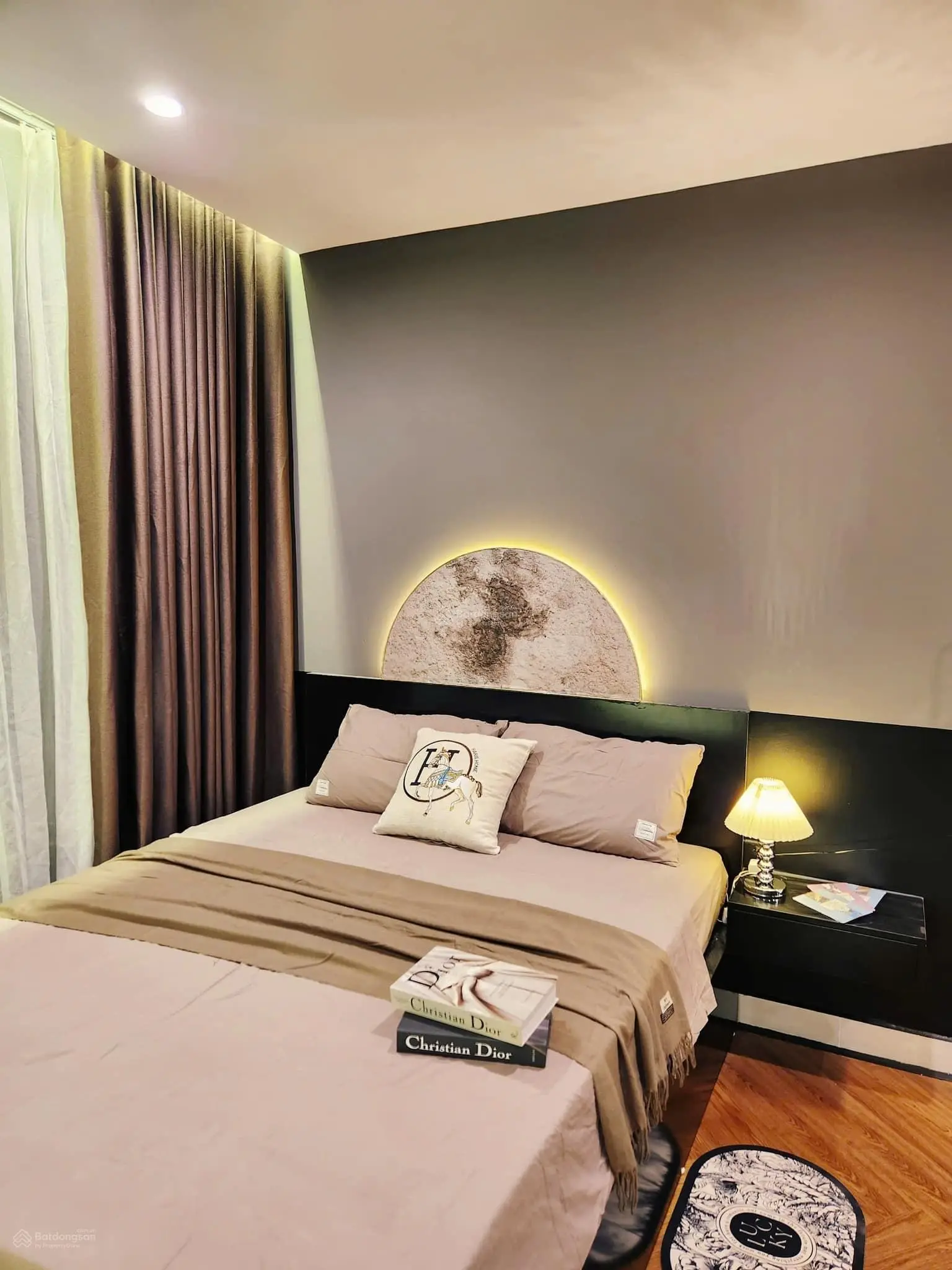 Chuyển công việc mới chủ nhà cần bán nhanh căn hộ Studio 30m2 chỉ với 1,65 tỷ tại Vinhomes OCP1