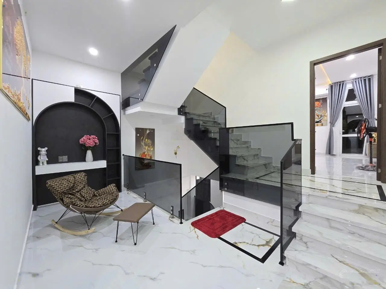 Bán siêu phẩm thiết kế Luxury, full nội thất hiện đại, cách biển 500m, sân ô tô. LH 0937 894 ***