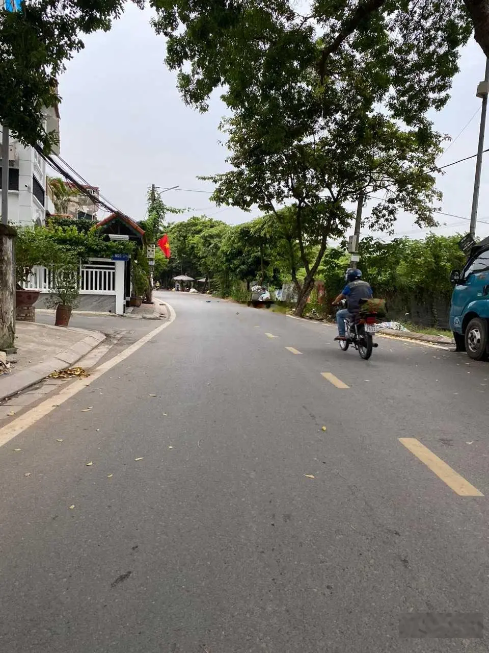 Bán đất Kim Sơn, trục chính, kinh doanh, 48 m2, MT4m, giá 42tr/m2, đường 5m, LH: 0967 838 ***