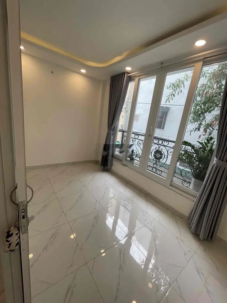 BÁN NHÀ 4 TẦNG CMT8 - TÔ HIẾN THÀNH QUẬN 10 - NGANG 4.1M DÀI 12M SỔ A4