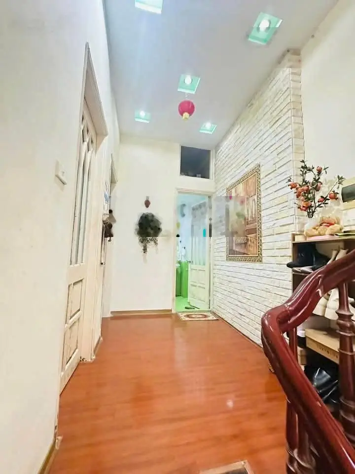 Nhà Đẹp Gần Đường Ô Tô Thái Thịnh, Đống Đa 39/46m, 4 tầng, mt 5.8m, giá 13.2 tỷ.