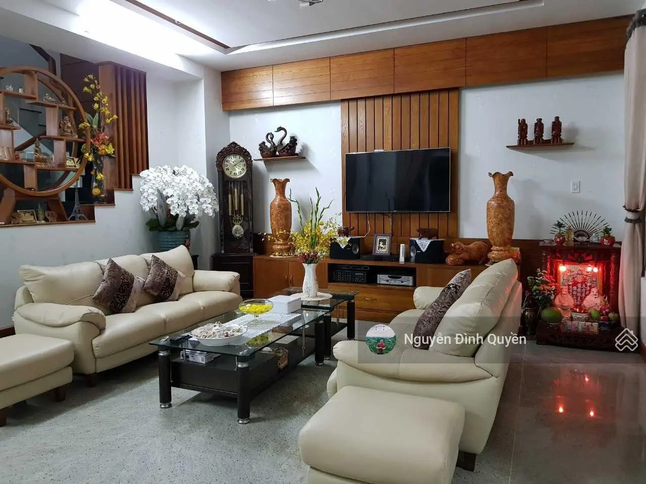 Chính chủ - giảm bán nhanh biệt thự quận 2 - hầm 3 lầu full nội thất - 200 m2 - chỉ 43 tỷ