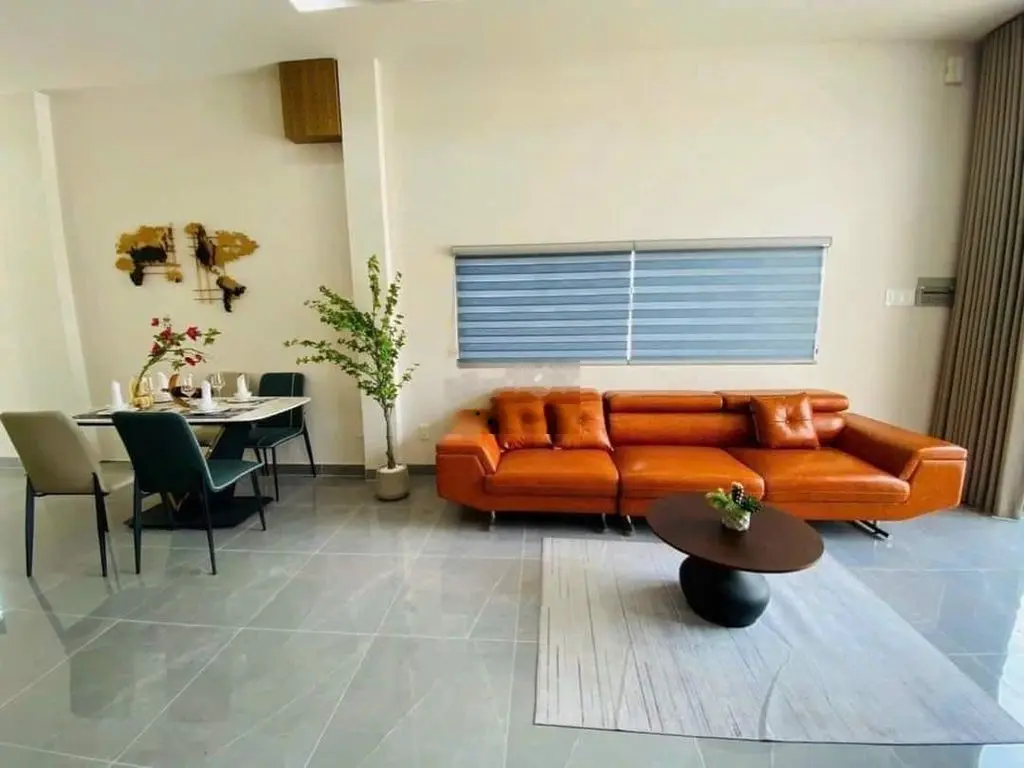 Cơ hội đầu tư, Bán nhanh nhà đẹp mặt tiền 120m2 đ.DT744 Tân An Bến Cát