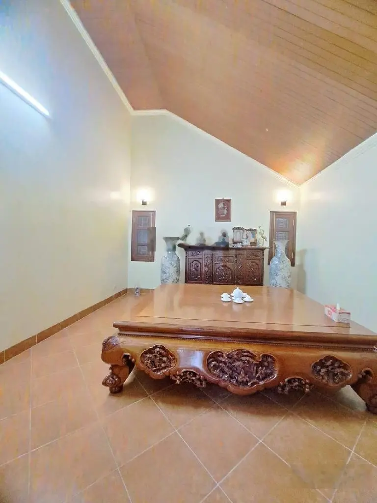 Bán biệt thự liền kề làng việt Kiều châu âu phố Nguyễn văn lộc 79m2-22 tỷ 500