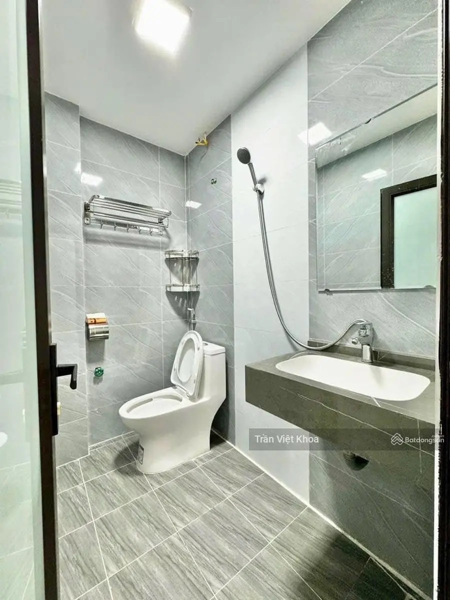 Nhà mới đẹp 5 tầng 42m2 - Ngô Quyền, Hà Đông - ô tô đỗ cổng - 8.35 tỷ
