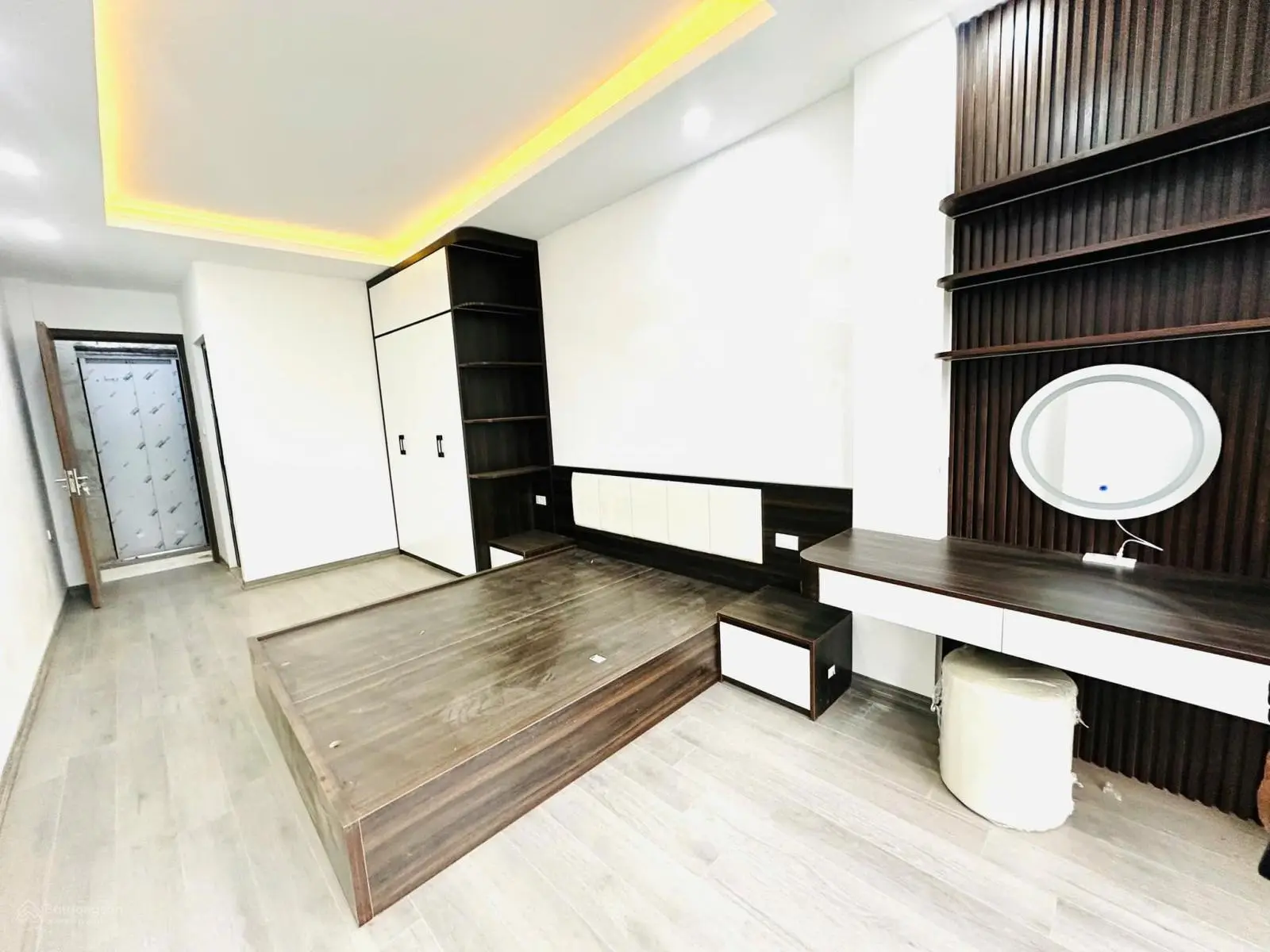 Bán nhà riêng tại Lạc Long Quân, Nghĩa Đô, Cầu Giấy, Hà Nội, 8,6 tỷ, 30 m2 giá tốt