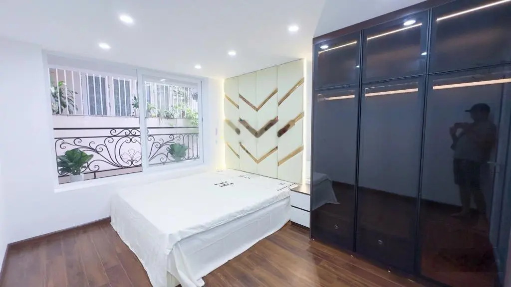 Bán nhà phố Đội Cấn, Ba Đình, 25m2 x 5 tầng, nhà đẹp ở ngay, ngõ thông thoáng, giá 5,79 tỷ