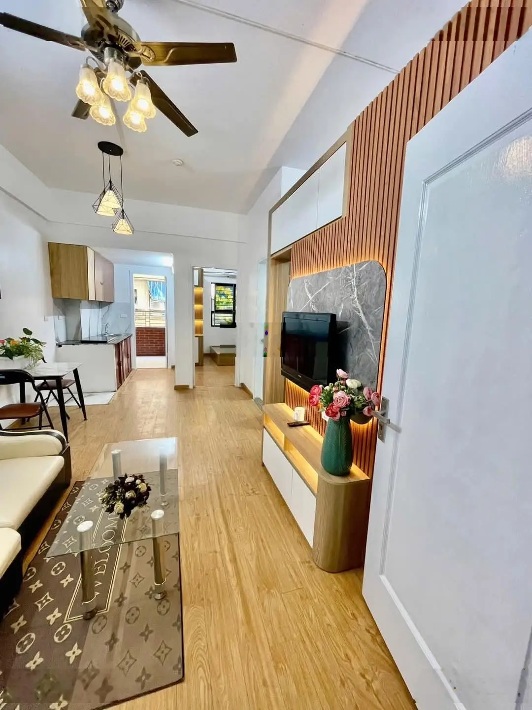 BÁN NHÀ GẤP Đường Nguyễn Lân, Phương Liệt , Thanh Xuân,41m2 , 5 Tầng , Giá 7 tỷ 9 Giá Tốt Đầu Tư