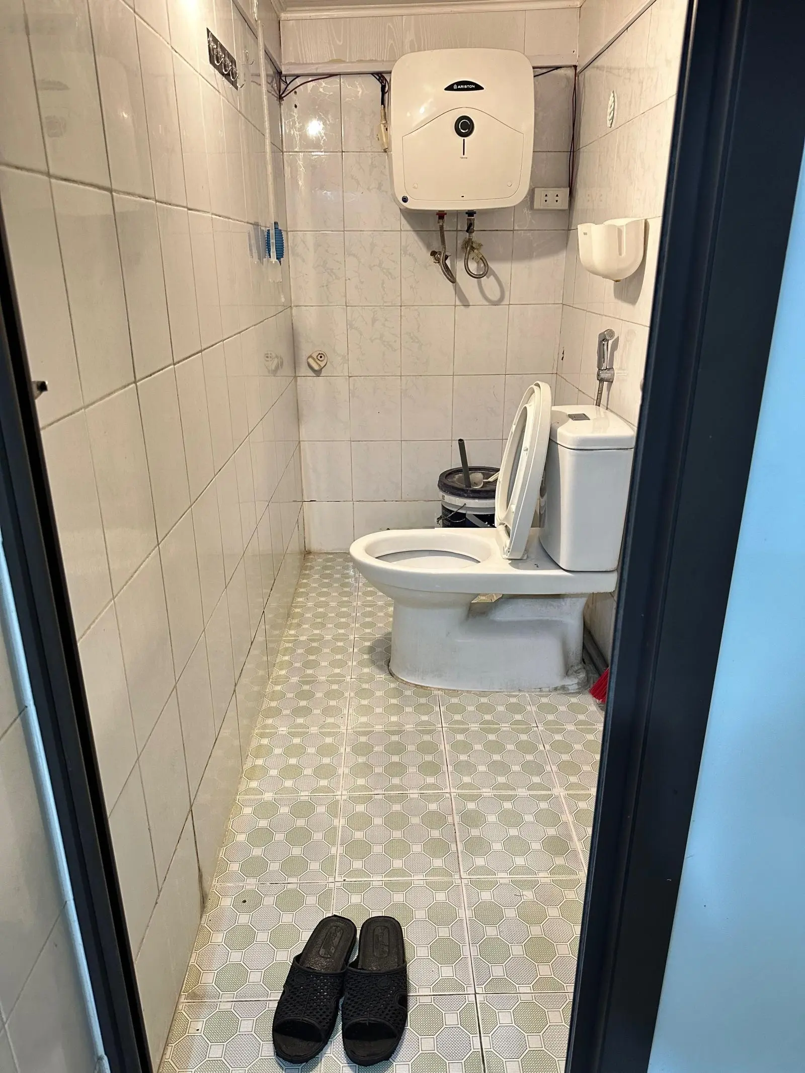 Bán nhà tập thể tầng 1 Quận Hoàn Kiếm
