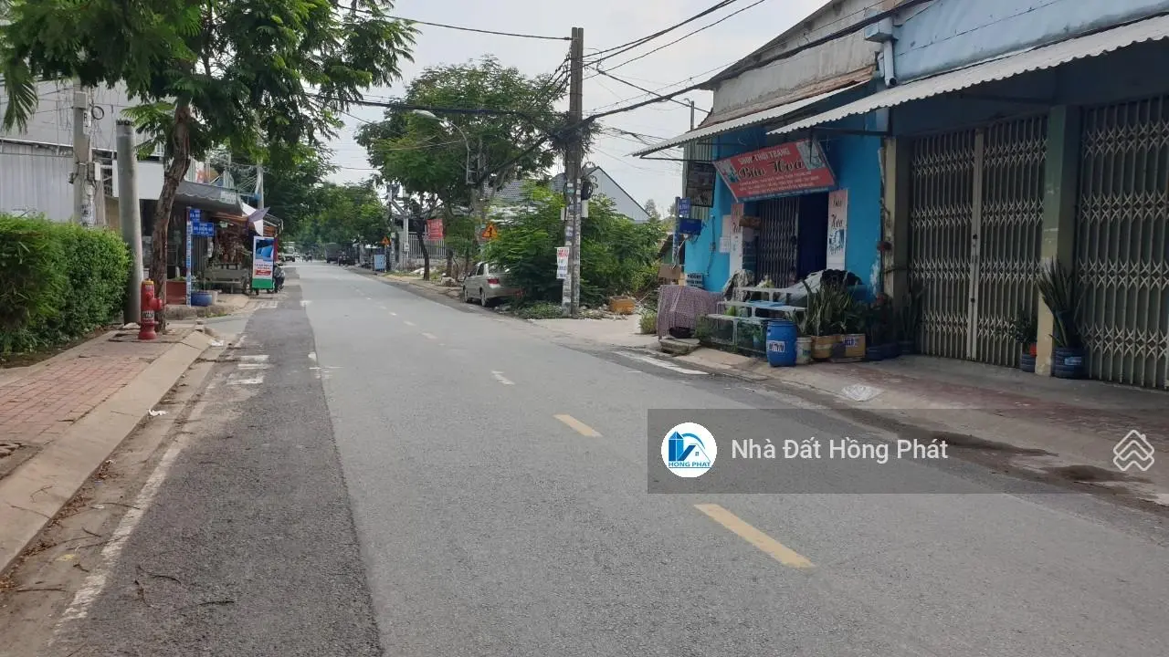 Nhà mặt tiền Bà Điểm 4, DT 4m*16m, 01 lầu, gần trường Bùi Văn Ngữ - Hóc Môn