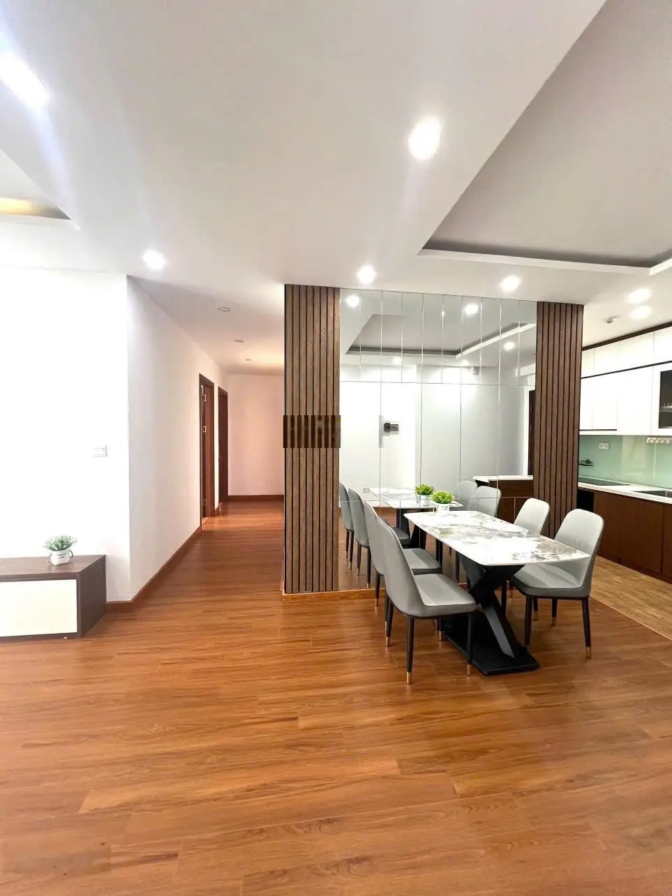 Căn hộ 3 phòng ngủ tại gemek 2 chỉ 4.6 tỷ view đẹp, sống xanh, mát mẻ!