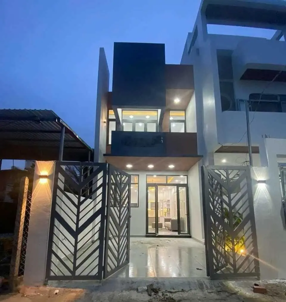 Chính chủ bán gấp căn nhà ngay chợ Bình Chánh, đường Đinh Đức Thiện, 5mx17m, 1 lầu, giá 1 tỷ 250.