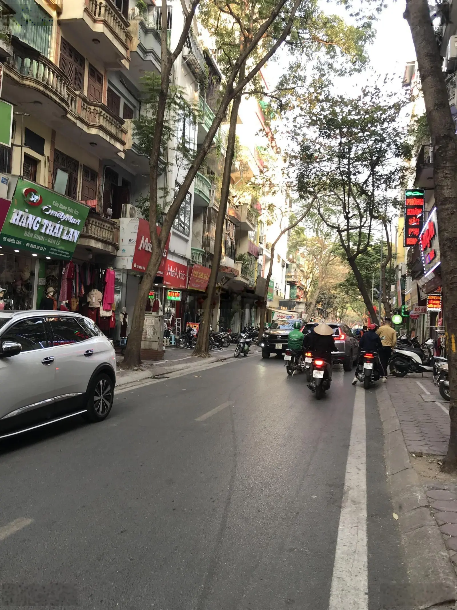 Víp-chỉ 36tỷ hơn - bán nhà mặt phố Nghĩa Tân, Cầu Giấy - 2mặt tiền ôtô-vỉa hè - 78m - mặt tiền rộng