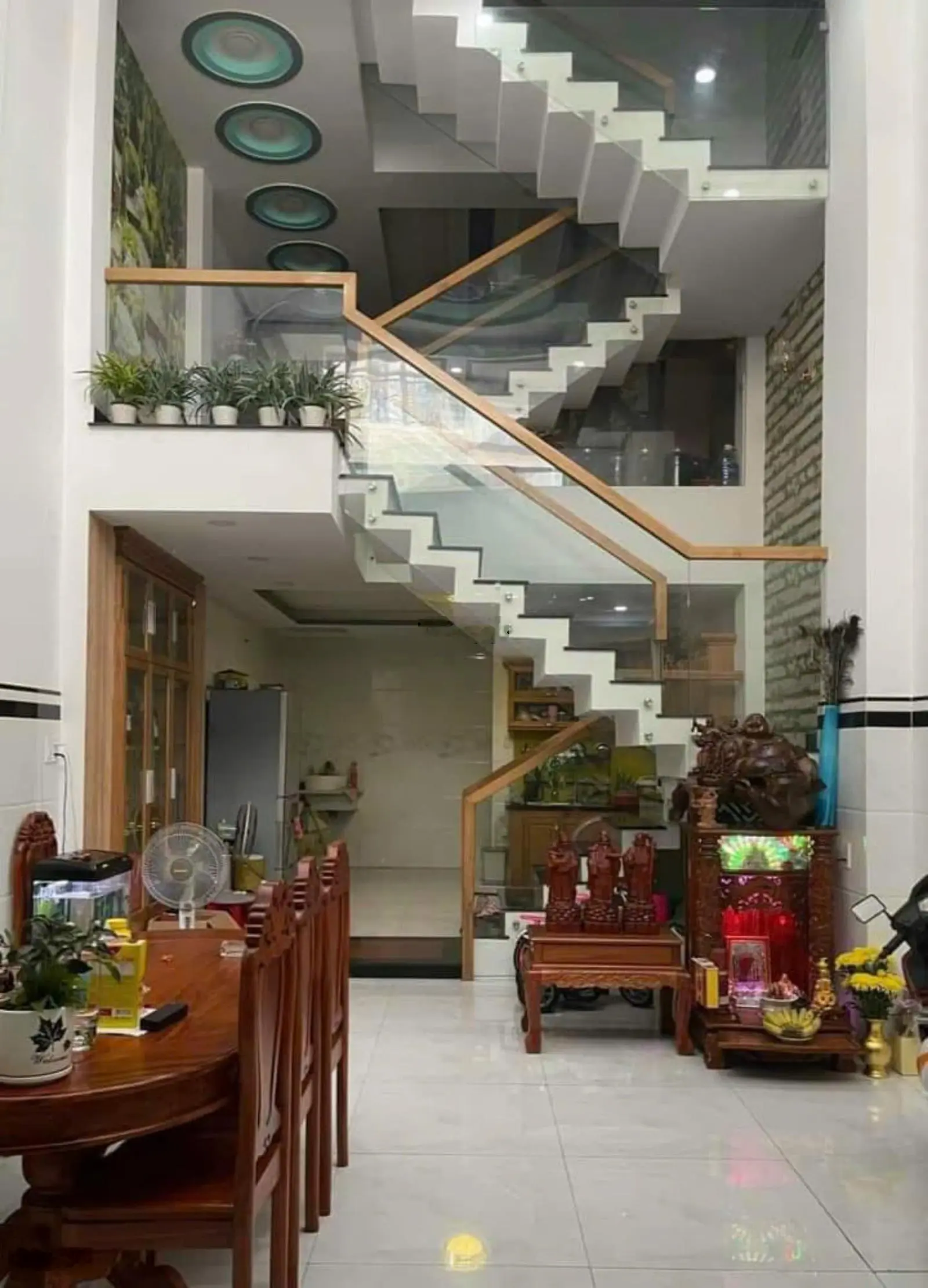 Kẹt vốn bán gấp nhà hẻm ô tô Cửu Long Tân Bình. Diện tích 47,7m2