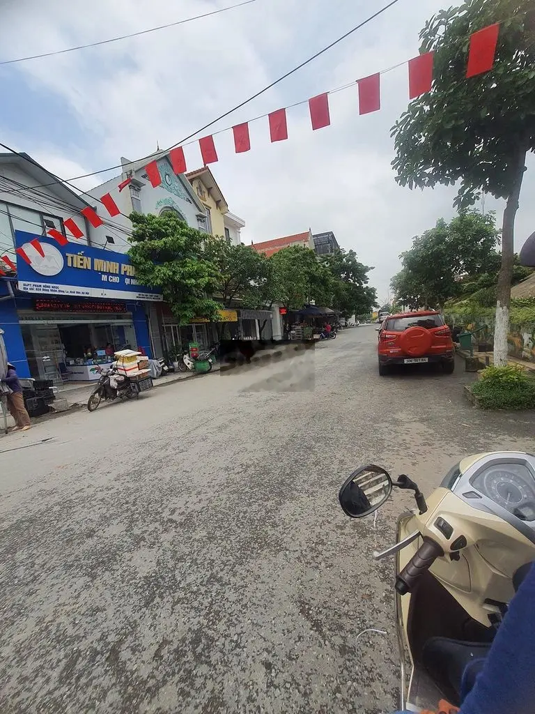 ĐÔNG LA- TÂY MỖ-33M2-MT 3.2M-Ô TÔ-2.7 TỶ-2THOÁNG- AN SINH GẦN VINSMAT