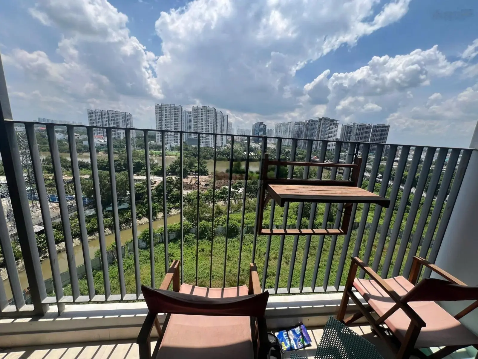 Bán căn hộ B1.16.05 2PN dự án Lavida Plus quận 7 ở ngay view sông giá cđt ck 4% Lh 0938 677 ***