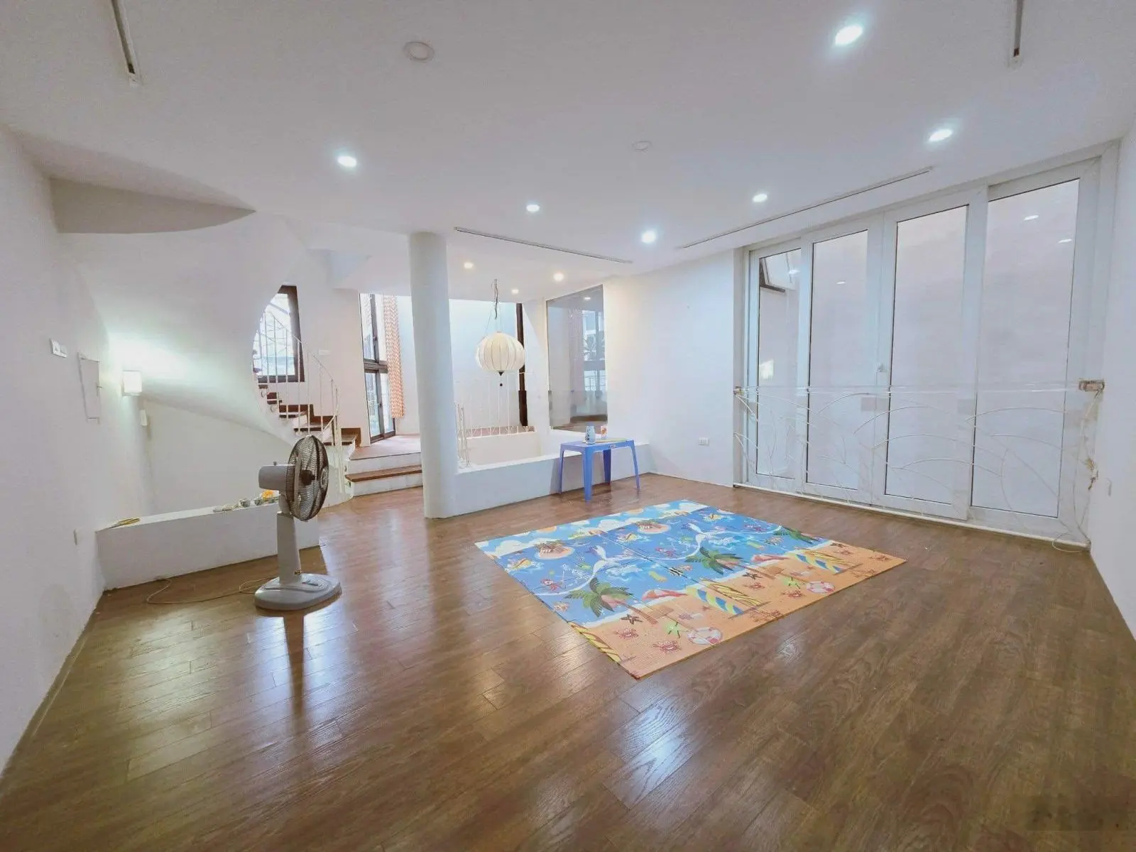 Bán nhà riêng Ngọc Thụy 5 tầng xây chắc chắn, 62m2 an ninh dân trí cao nhỉnh 7 tỷ