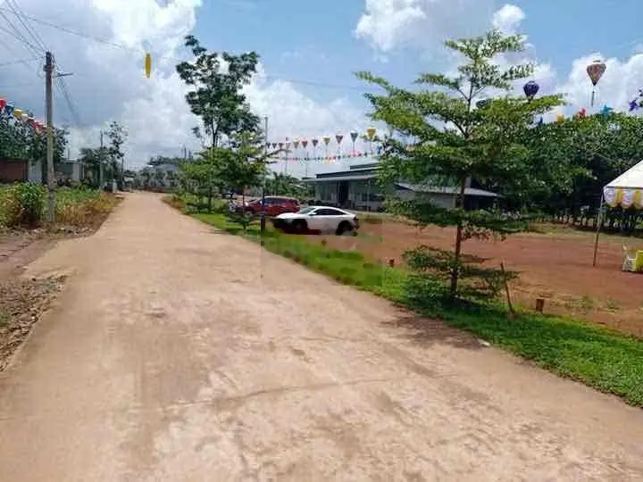 KẸT TIỀN CHỦ CẦN BÁN GẤP DT: 10x50(500m2) GIÁ:580tr, 200m2 Thổ Cư