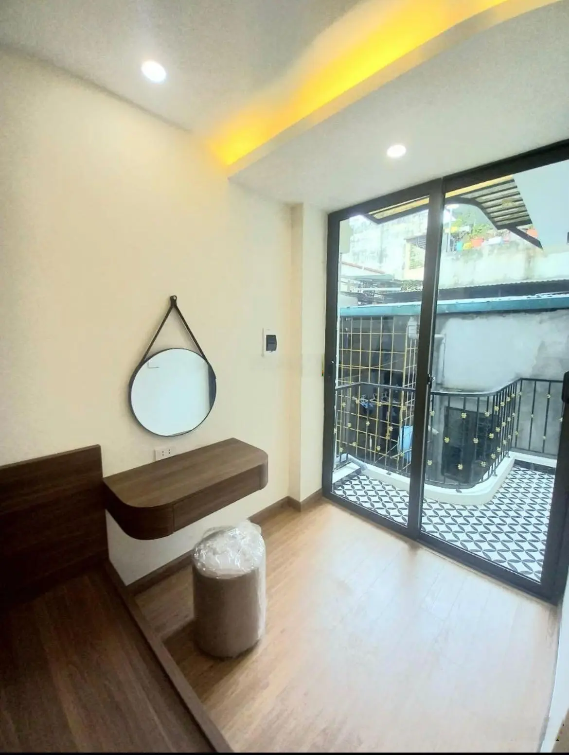 NHÀ MỚI Ở LUÔN TÔN ĐỨC THẮNG 39m*4T MT4.5m 5.9 TỶ - NGÕ NÔNG GẦN PHỐ - TẶNG FULL NỘI THẤT.