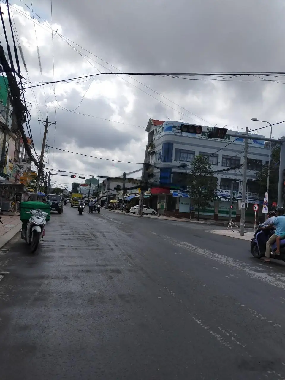 Bán nhà MT Trần Quang Diệu, DT 5x25m, đủ 125m2 căn ngay góc ngã 3, 10 tỷ TL, chính chủ bán