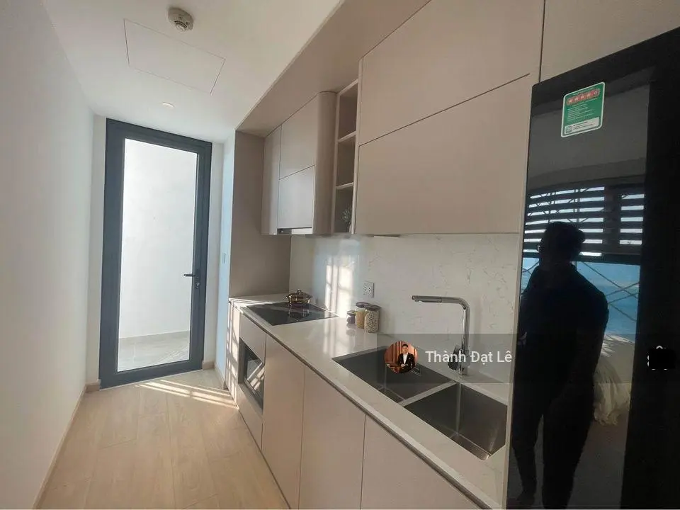 Bán gấp căn hộ chung cư tại misaki tower, giá 2,3 tỷ vnd, diện tích 70m2, cột 3, tp. hạ long