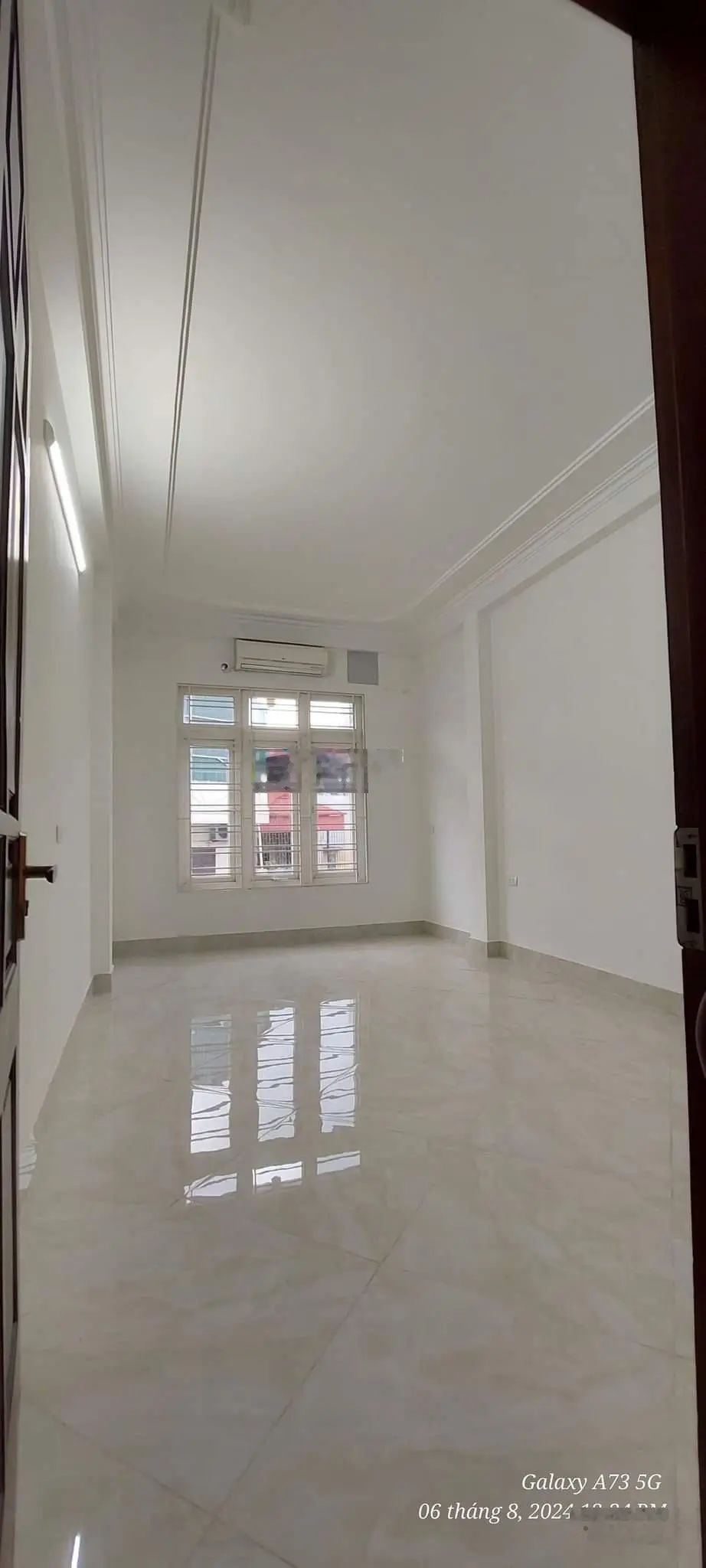 Lãng Yên Đầm Trấu 31m2 6 tầng, ô tô đỗ cổng