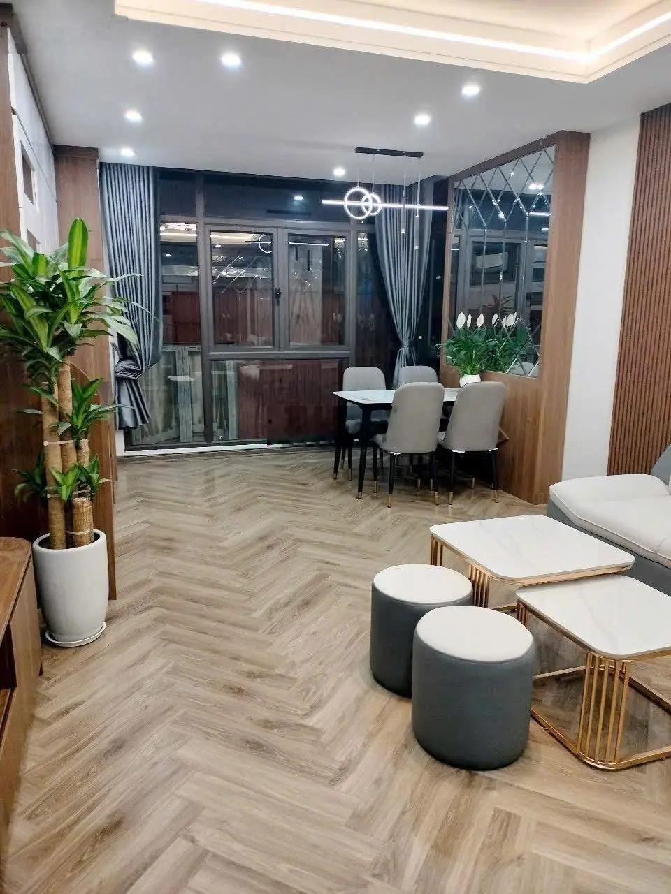 Thanh Nhàn - nhà xây mới độc lập duy nhất 1 căn - 6 tầng thang máy - 20m ra ngõ ôtô - giá chỉ 8,5tỷ