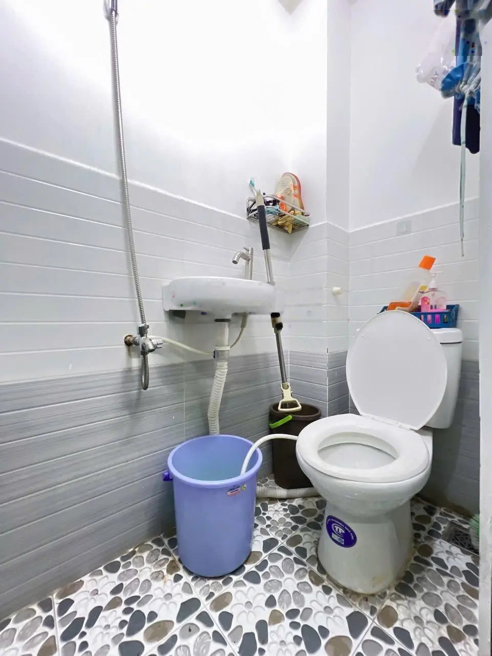 Bán Nhà, hxh Q7, Đường Huỳnh Tấn Phát, 2,8m x 6,3m Nhà 2 Tầng 3pn bán 1 tỷ 190 triệu ccvb.