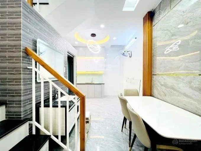 Bán nhanh nhà MT kinh doanh đường Đào Tấn , P.5 , Quận 5 - DT:84m2/ giá 7tỷ550- 3PN- SHR- còn TLg