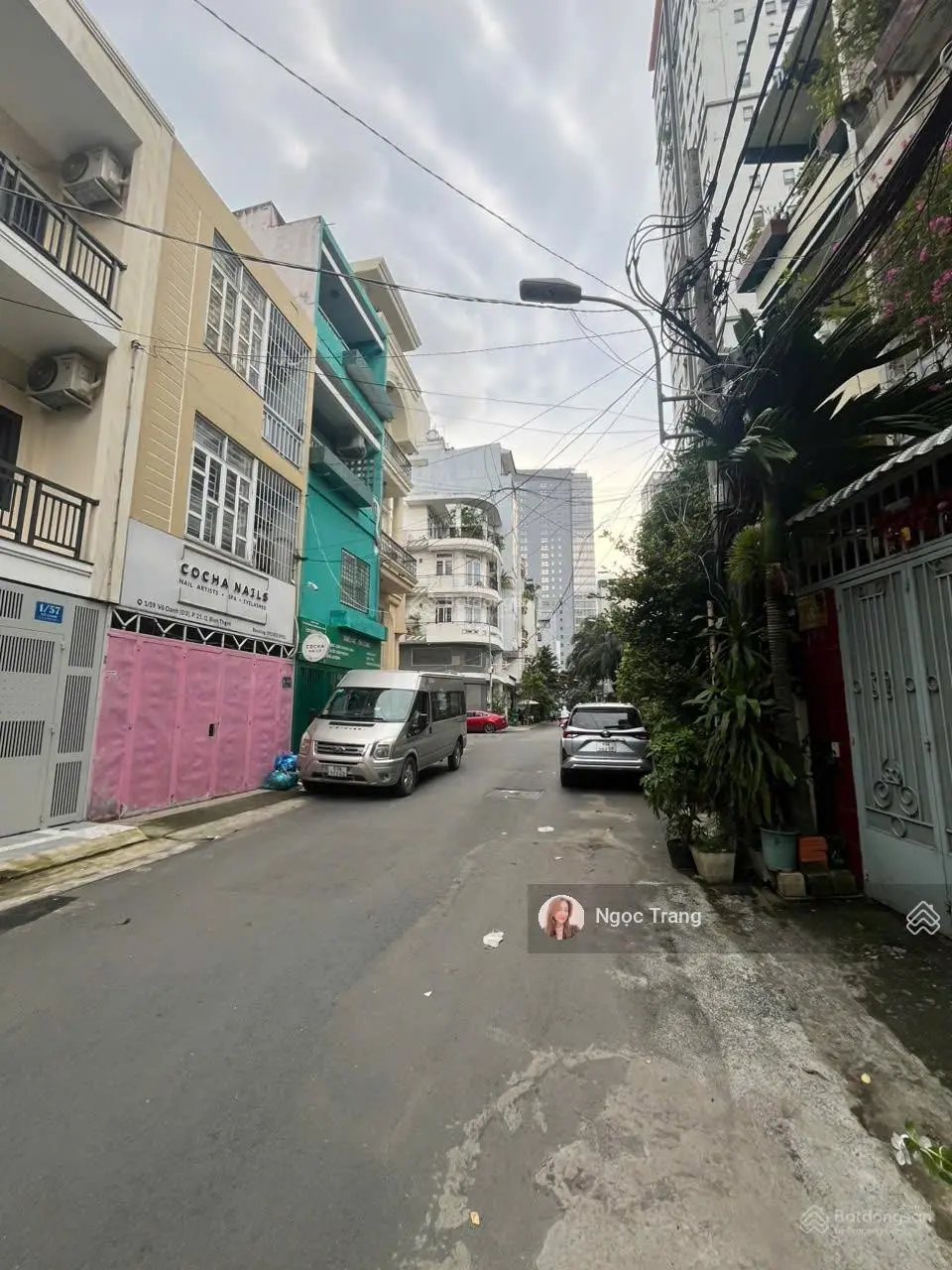 Hàng mới nhất khu D3 - D1 P25 2 xe hơi tránh nhau 3tấm phù hợp mua ở kinh doanh đa ngành nhỉnh 12tỷ
