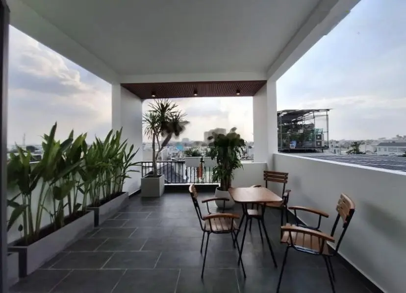 Chủ Định Cư Nước Ngoài Bán Nhà 3 tầng Đ. Lê Thị Bạch Cát P11 Q11 Giá 4 Tỷ 100tr/52m2 TL, Hẻm 7m.