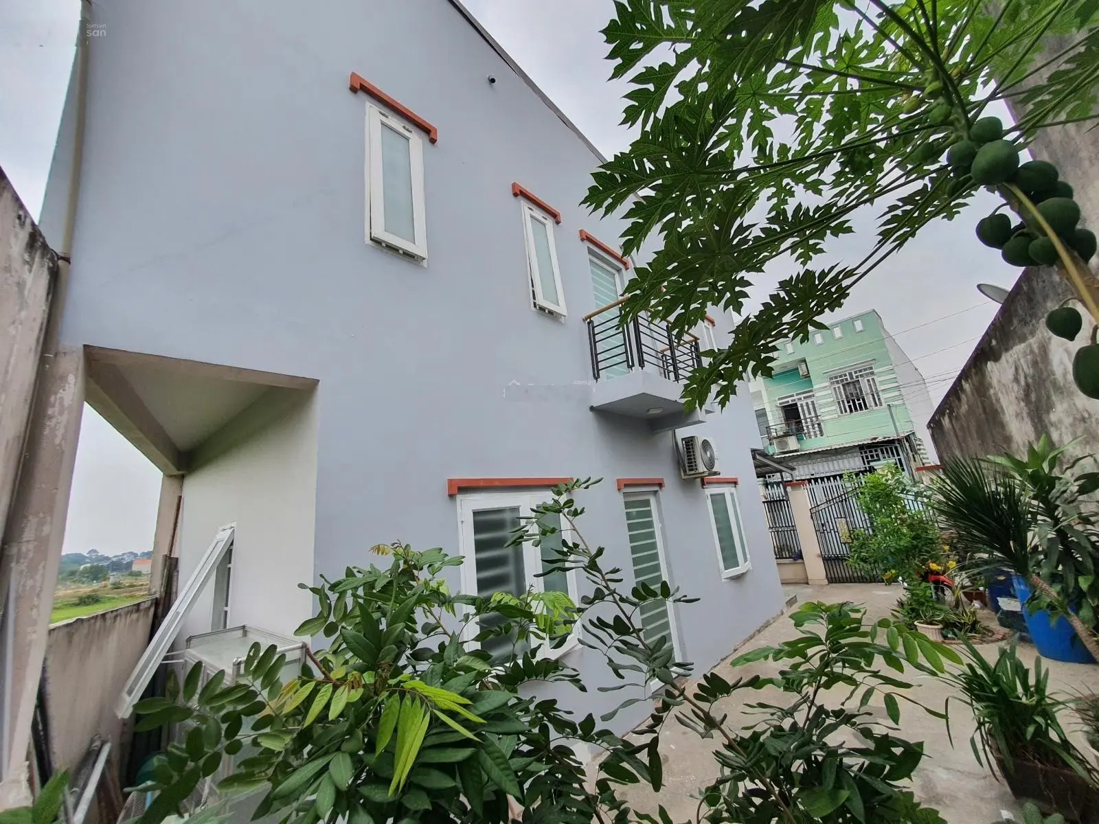 Bán nhà nhánh Nguyễn Đức Thuận , nhà 1 trệt 1 lầu 3pn , vị trí trung tâm , k quy hoạch , giá 3tỷ